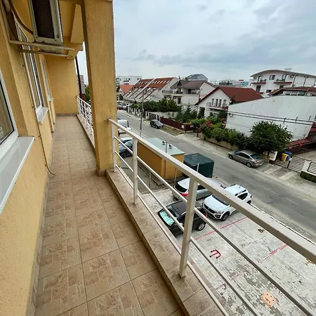 Atlas * 那沃达利